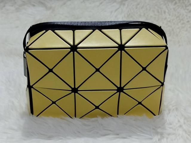 กระเป๋า Bao Bao Issey Miyake - Cuboid Bag (2x3) (เหลือง)