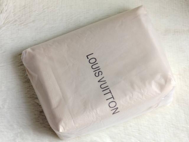 กระเป๋า Louis Vuitton - Takeoff Messenger Bag