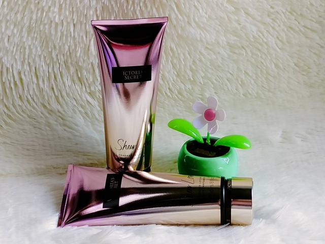 Victoria-s Secret - Sheer Love Fragrance Lotion โลชั่นน้ำหอมเคาน์เตอร์แบรนด์แท้ ราคาถูก (ของหิ้ว) 