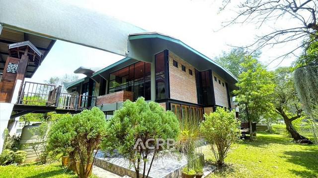 ขายบ้านสวยริมทะเลสาบ วิวภูเขา อ.หางดง จ.เชียงใหม่ 400 ตร.ม. 3 นอน 4 น้ำ