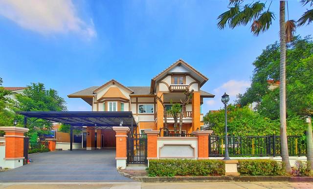 บ้าน Q House Avenue  พระราม5   3BEDROOM4BATHROOM 21500000 BAHT ใกล้ ทางด่วนศรีรัช ด่วน ๆ บิลด์อินแล้ว  รีโนเวทใหม่ทั้งหลังและยังไม่ได้เข้าอยู่ สภาพบ้านดีมาก   