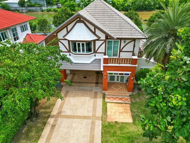 บ้าน ลัดดารมย์ ราชพฤกษ์ - รัตนาธิเบศร์ 2  0 Rai 2 ngan 74 SQ.WA 19900000 บาท. ไม่ไกลจาก รร.นานาชาติเด่นหล้า บรรยากาศดี