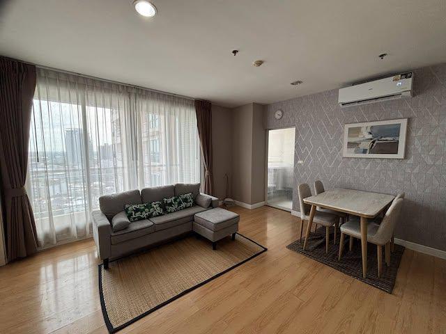 Life Sukhumvit 65 safe quiet spacious 20th floor BTS Ekkamai