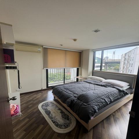 Beyond Sukhumvit Private safe quiet 6th floor BTS Bangna