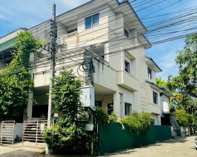 ขายทาวน์โฮม ใกล้โรงเรียนวารี อ.เมือง เชียงใหม่