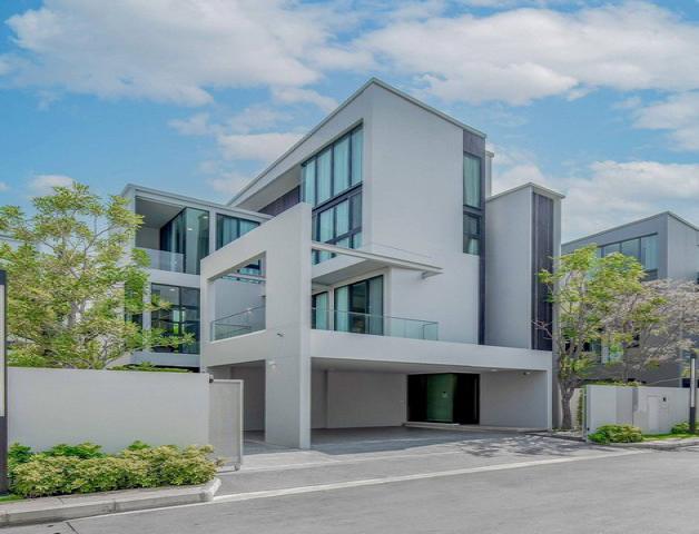 ให้เช่าบ้านหรู 3 ชั้น มีลิฟต์ในบ้าน Vive กรุงเทพกรีฑา (Vive2) 80 ตร.วา 421 ตร.ม. เฟอร์นิเจอร์ครบ พร้อมเข้าอยู่