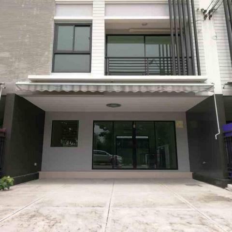P901 ให้เช่าทาวน์โฮม 3 ชั้น บ้านกลางเมือง พระราม 9 – รามคำแหง BAAN KLANG MUANG RAMA 9-RAMKHMAHAENG ซอยรามคำแหง39 ไม่มีเฟอร์นิเจอร์