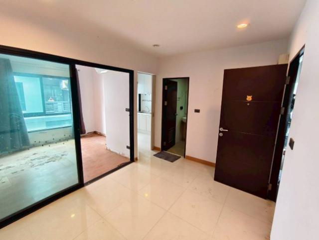 ขายคอนโดราคาถูก ต่ำกว่าทุน ขนาด 28 ตร.ม.  B-Live Condo ติวานนท์ โอกาสทอง! เดินทางสะดวก เพียง 3 นาที จากรถไฟฟ้าสายชมพู  ปากเกร็ด จ.นนทบุรี