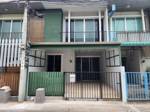 ขายทาวน์โฮม 2 ชั้นปรับปรุงใหม่ หมู่บ้านแกรนดิตี้ บางบัวทอง ขนาด 18 ตรว. ใกล้เซ็นทรัลเวสเกต