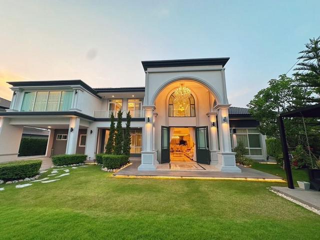 บ้านหลังใหญ่สุดหรู 2 ชั้น สไตล์โมเดิร์น ตกแต่งสวนสวย โซนสุเทพ