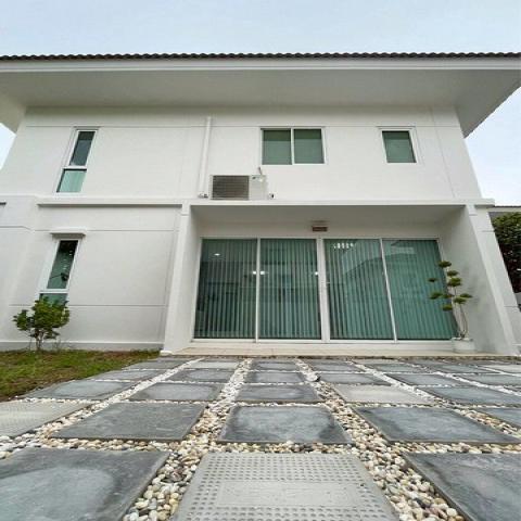 พร้อมเข้ายุ1สิงหาคม2568 บ้านเดี่ยวหลังใหญ่ ปรับปรุงใหม่  หนองมนบางแสน ให้เช่า