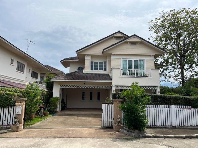 บ้านหรูสไตล์รีสอร์ท ทำเลทองใจกลางมีโชค โครงการ Tropical Emperor