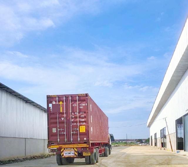 รับเทเลอร์ Hi Cube นานาชาติทานตะวันไตรภาษา 3.7  กม. ให้เช่าโกดัง หลังคาสูง 12 เมตร 285 ตรม.ตลาดแครายพลาซ่า 360ม.  ต่อรองได้คับ 