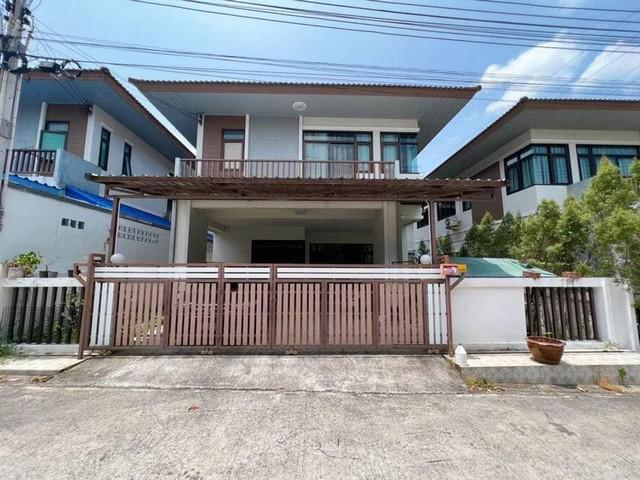 เช่า บ้านเดี่ยว หมู่บ้านโกลเด้นทาวน์ ศรีราชา ใกล้อัสสัมชัญ แหล่งชุมชน TP-H1474