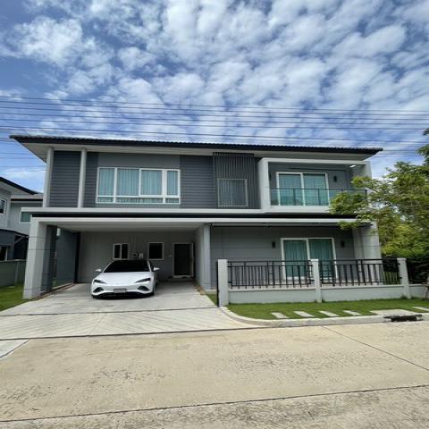 [ขาย] บ้านเดี่ยวหัวมุม เซนโทร บางนา-ศรีนครินทร์ | 2 ชั้น 4 ห้องนอน 4 ห้องน้ำ | Smart World App | 12.8 ล้าน