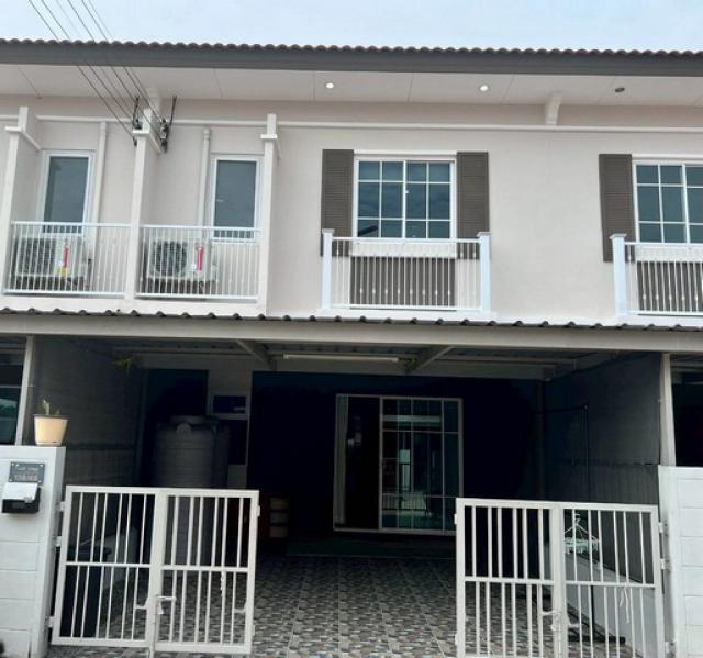 ทาวน์เฮาส์ 2 ชั้น ให้เช่า  โครงการ I Leaf Prime Pattaya