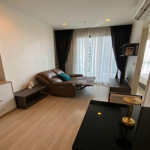 ให้เช่า Quinn condo รัชดา 17 l 35sq.m.ชั้น 12 ตึก B ติด mrt สุทธิสาร Fully Furnished ห้องใหม่มาก