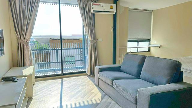 ให้เช่า คอนโด ตลาดนัดหัวมุม 1.2 กม.Vento​ Condo เกษตร-นวมินทร์ ​ ตึก​A ชั้น4 ​พร้อมเฟอร์ เครื่องใช้ไฟฟ้า ม.ศรีปทม 1นอน 1น้ำ  40ตร.ม  