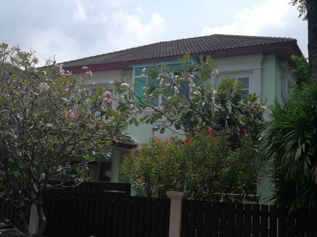ให้เช่าบ้านเดี่ยว 69 ตร.ว 3 ห้องนอน 3 ห้องน้ำ แอร์ 5 ตัวพร้อมเฟอร์นิเจอร์  รามคำแหง 164 