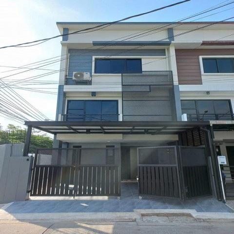 ให้เช่าทาวน์โฮม 3 ชั้น 26.8 ตร.วา 3 ห้องนอน ดีไลท์ อารียา ลาดปลาเค้า 72 renovate ใหม่ ออกซอยรามอินทรา 8