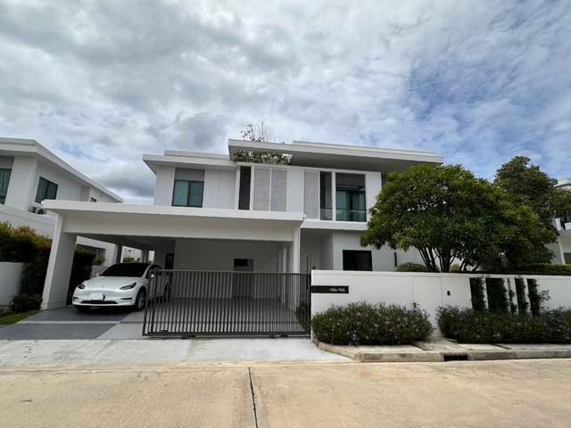 HR2687ให้เช่าบ้านเดี่ยว โครงการหรู หมู่บ้านมัณฑนา บางนา กม.15 ตกแต่งเฟอร์ครบพร้อมอยู่ เดินทางสะดวก