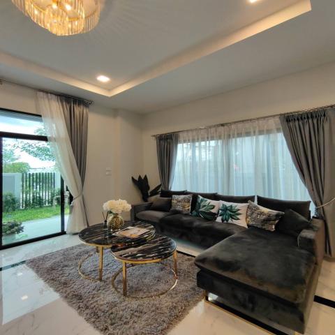 บ้านเดี่ยว 2 ชั้น ทำเลทอง  สไตล์โมเดิร์น ทำเลใกล้ทะเลนาจอมเทียน - สัตหีบ จังหวัดชลบุรี
