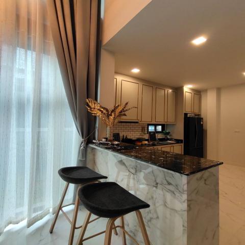 บ้านเดี่ยว 2 ชั้น ทำเลทอง  สไตล์โมเดิร์น ทำเลใกล้ทะเลนาจอมเทียน - สัตหีบ จังหวัดชลบุรี