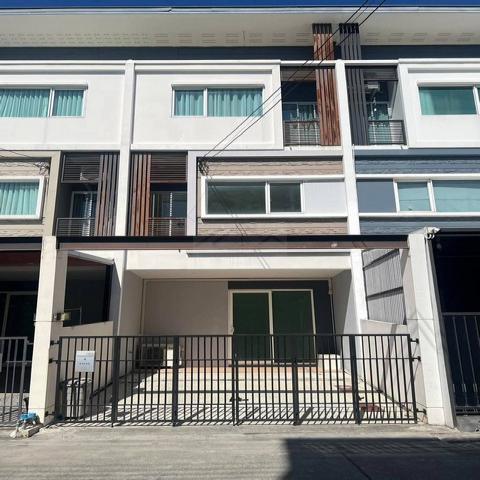 ให้เช่าทาวน์โฮม 3 ชั้น 3 ห้องนอน โครงการ พาทิโอ PATIO บางนา-วงแหวน (ซ.เจโม) ใกล้สนามบิน 15 นาที