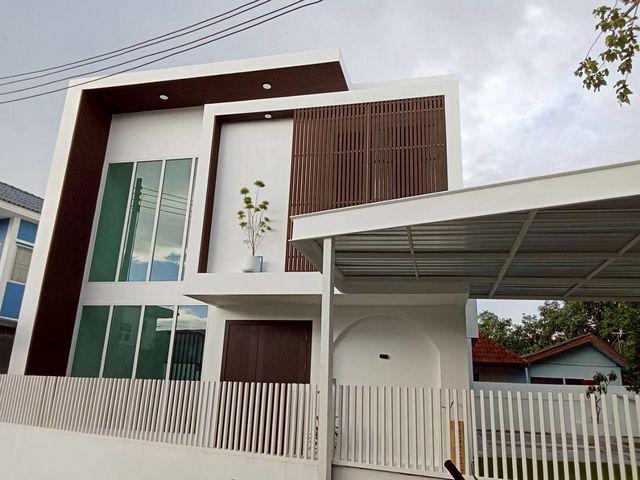 โซนสุเทพ #อำเภอเมือง ราคาเริ่มต้นที่ 6.69 ล้าน (บ้านเปล่า) บ้านสร้างใหม่ 2 ชั้น #สไตล์โมเดิร์น เข้าเมืองง่าย เดินทางสะดวกสบาย