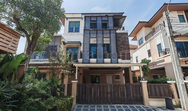 ขายและให้เช่า บ้านเดี่ยว 3 ชั้น หมู่บ้าน นนทรี รีเจ้นท์ ราชพฤกษ์ หลังมุม 