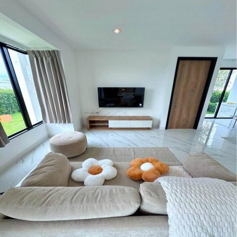 ให้เช่าบ้านแฝด 2 ชั้น 47.4 ตรว.โครงการโคโม่ เบียงก้า บางนา หลังมุม สไตล์ Minimal Eco Living ใกล้เมกะบางนา