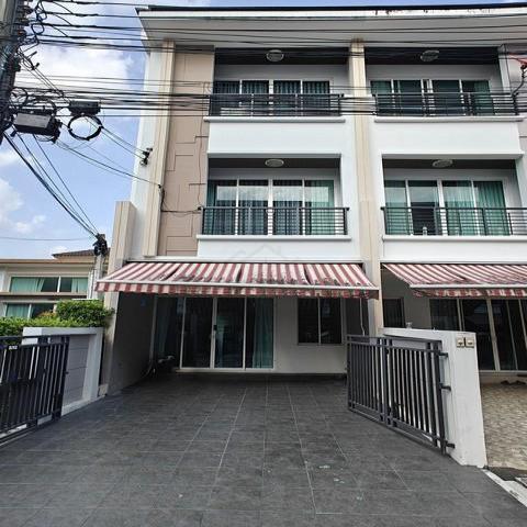 HR 6109 ให้เช่าและขายทาวน์โฮม 3 ชั้นหลังมุม บ้านกลางเมือง ลาดพร้าว 71 นาคนิวาส 34 ใกล้เลียบด่วน