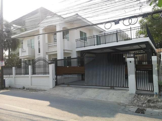 ขายบ้านเดี่ยว2ชั้นบ้านสร้างเอง67 ตร.ว.5นอนย่านรามอินทราวัชรพลสุขาภิบาล5 ใกล้MRTรามอินทรากม.4 ใกล้ทางด่วนเอกมัย-รามอินทรา