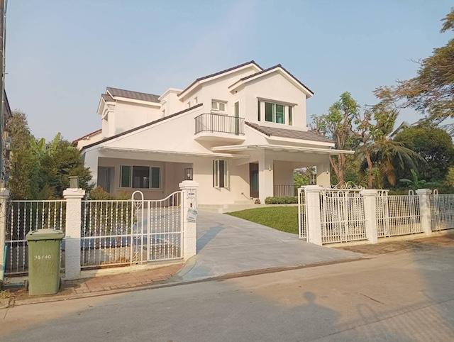ให้เช่าบ้านเดี่ยว 2 ชั้น 153 ตรว. 4 ห้องนอน หมู่บ้านลดาวัลย์ ศรีนครินทร์ ใกล้โรงเรียนบางกอกพัฒนา 