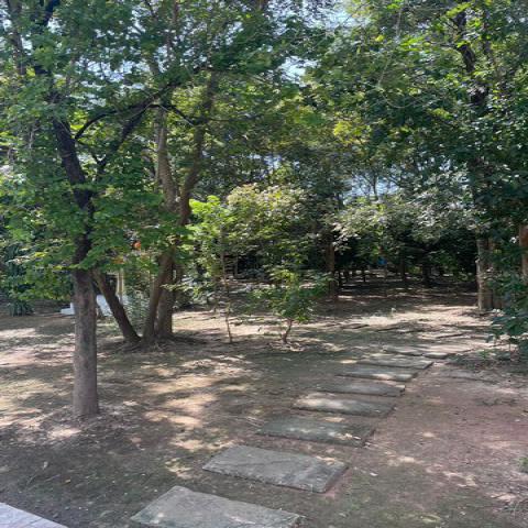 ขายที่ดินพร้อมบ้านหรูสองชั้นหลังใหญ่ ใกล้ตัวเมืองนครนายก
