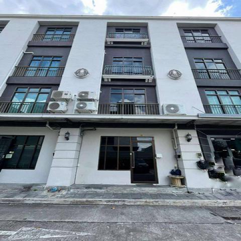 ให้เช่าโฮมออฟฟิศ 4ชั้น ใกล้เลียบด่วนเอกมัย-รามอินทรา  โรงเรียนบดินทรเดชา, The Mall รามคำแหง  โครงการชิค ดิสทริคโฮมออฟฟิศ รามคำแหง 53